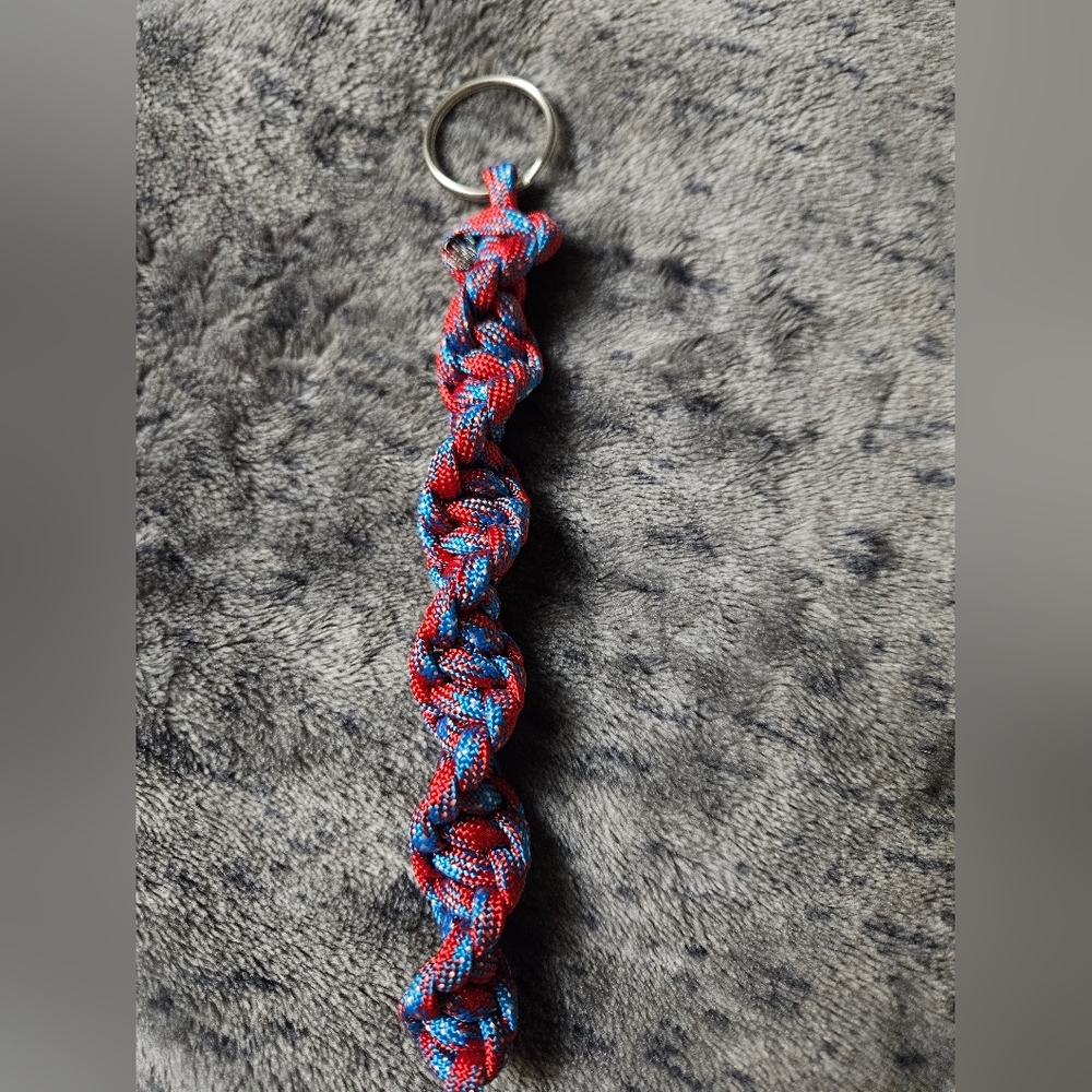 Paracord Keychain Red‎ White Blue